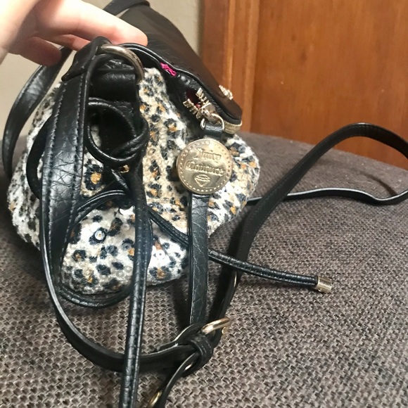 TREND cheetah sequin Juicy Couture crossbody - Picture 10 of 10
